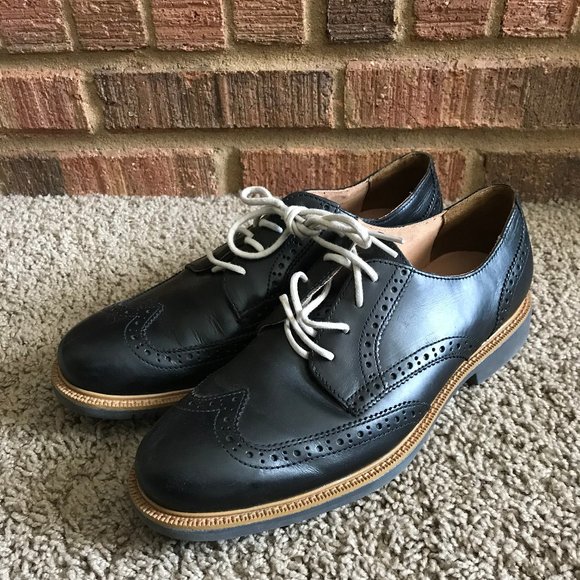 Cole Haan Men\'s Black Leather Oxford Shoes